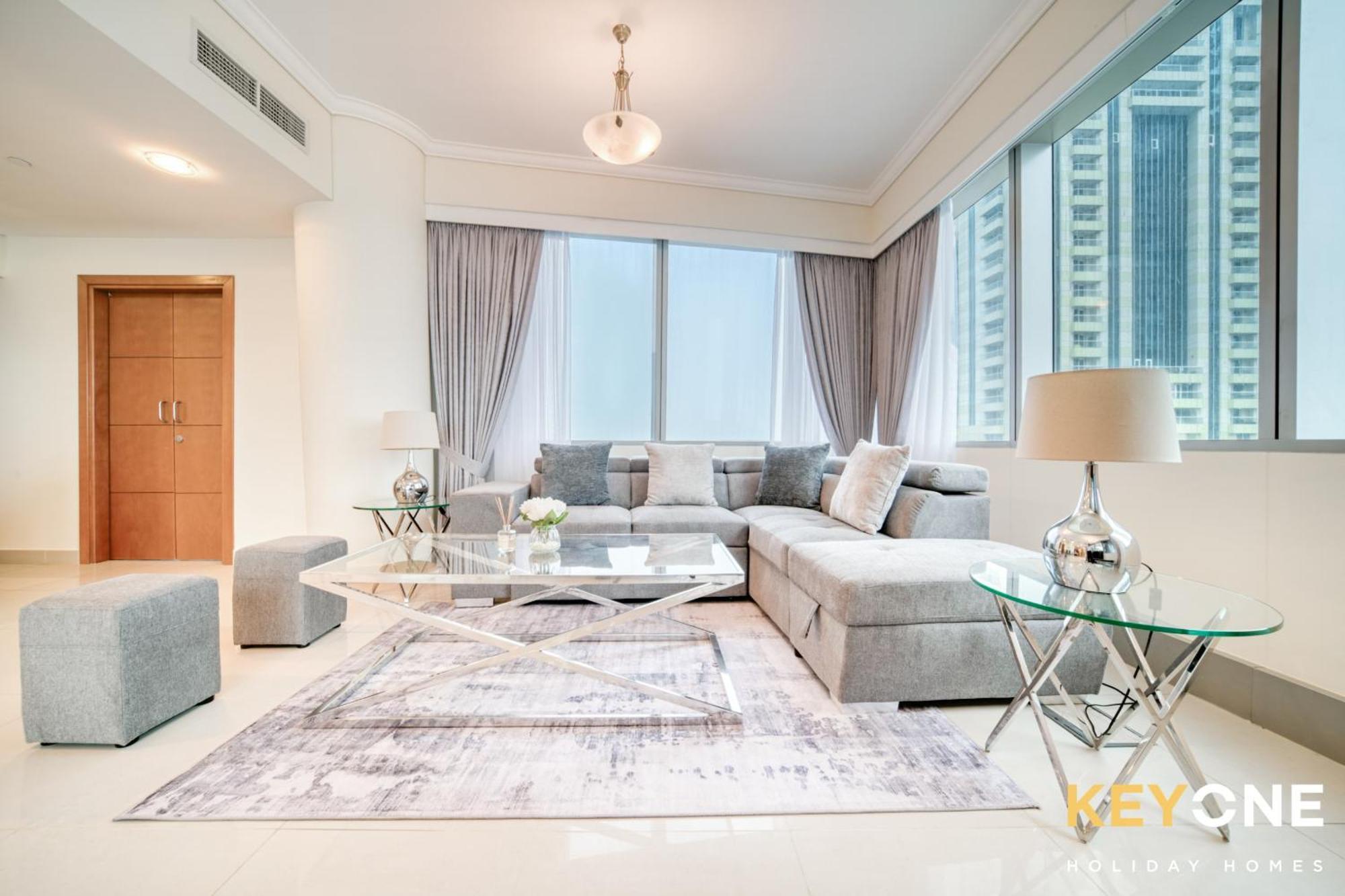 Captivating Sky & Sea Views In Two Bedroom Suite *