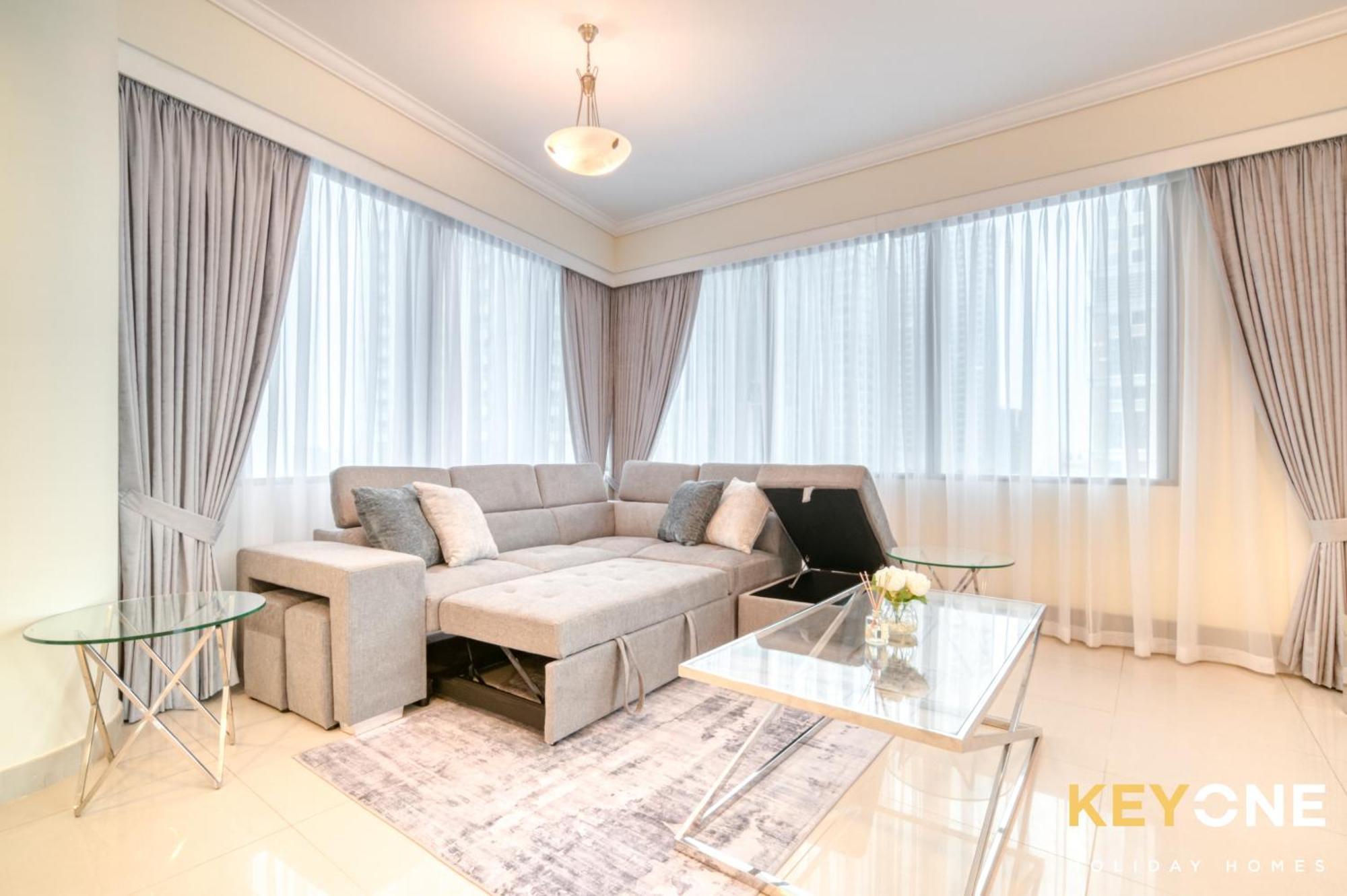 Captivating Sky & Sea Views In Two Bedroom Suite Dubai