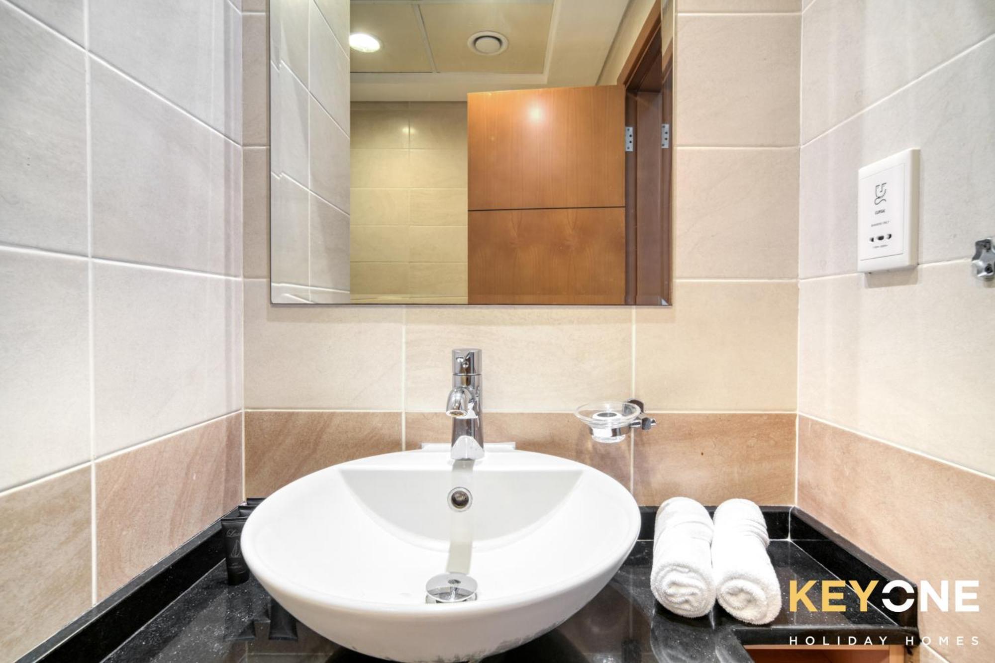 Captivating Sky & Sea Views In Two Bedroom Suite