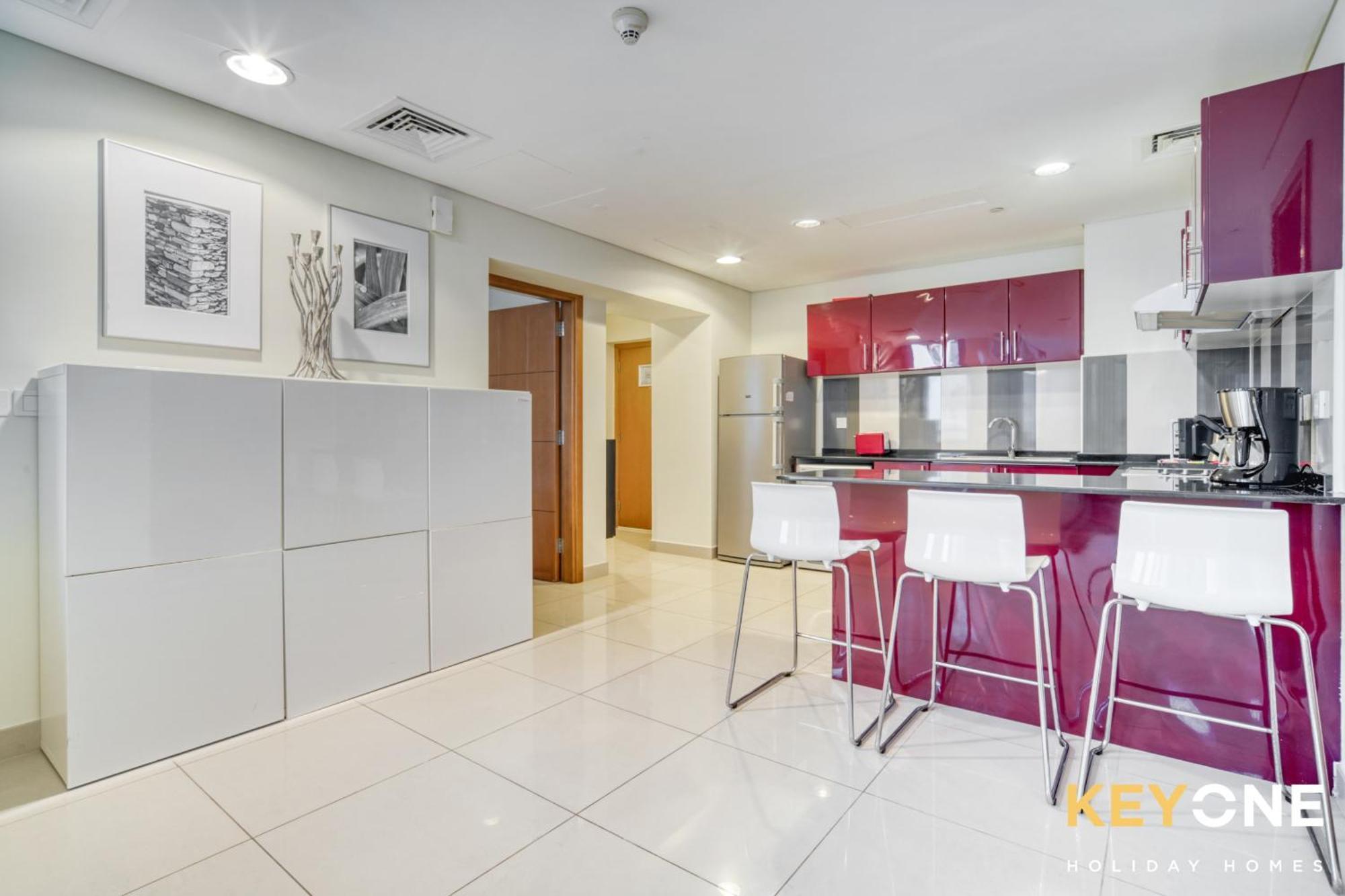 Captivating Sky & Sea Views In Two Bedroom Suite Dubai