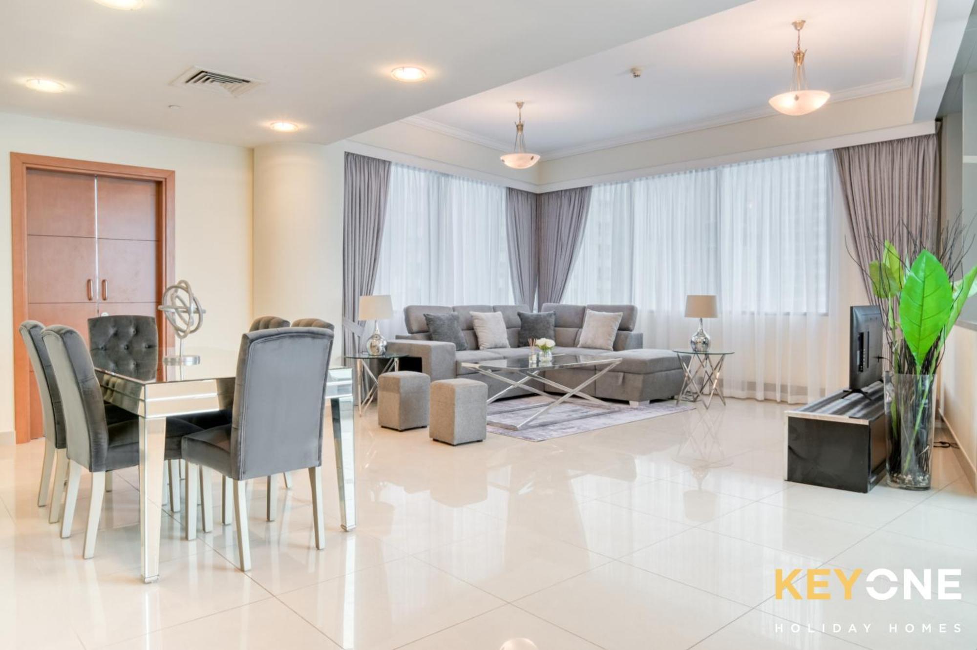 Captivating Sky & Sea Views In Two Bedroom Suite
